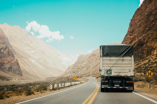 Steps To Take Following a Truck Accident 2 img
